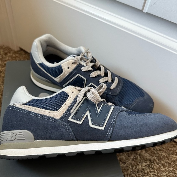 New Balance Navy and Gray Sneakers - Picture 3 of 3